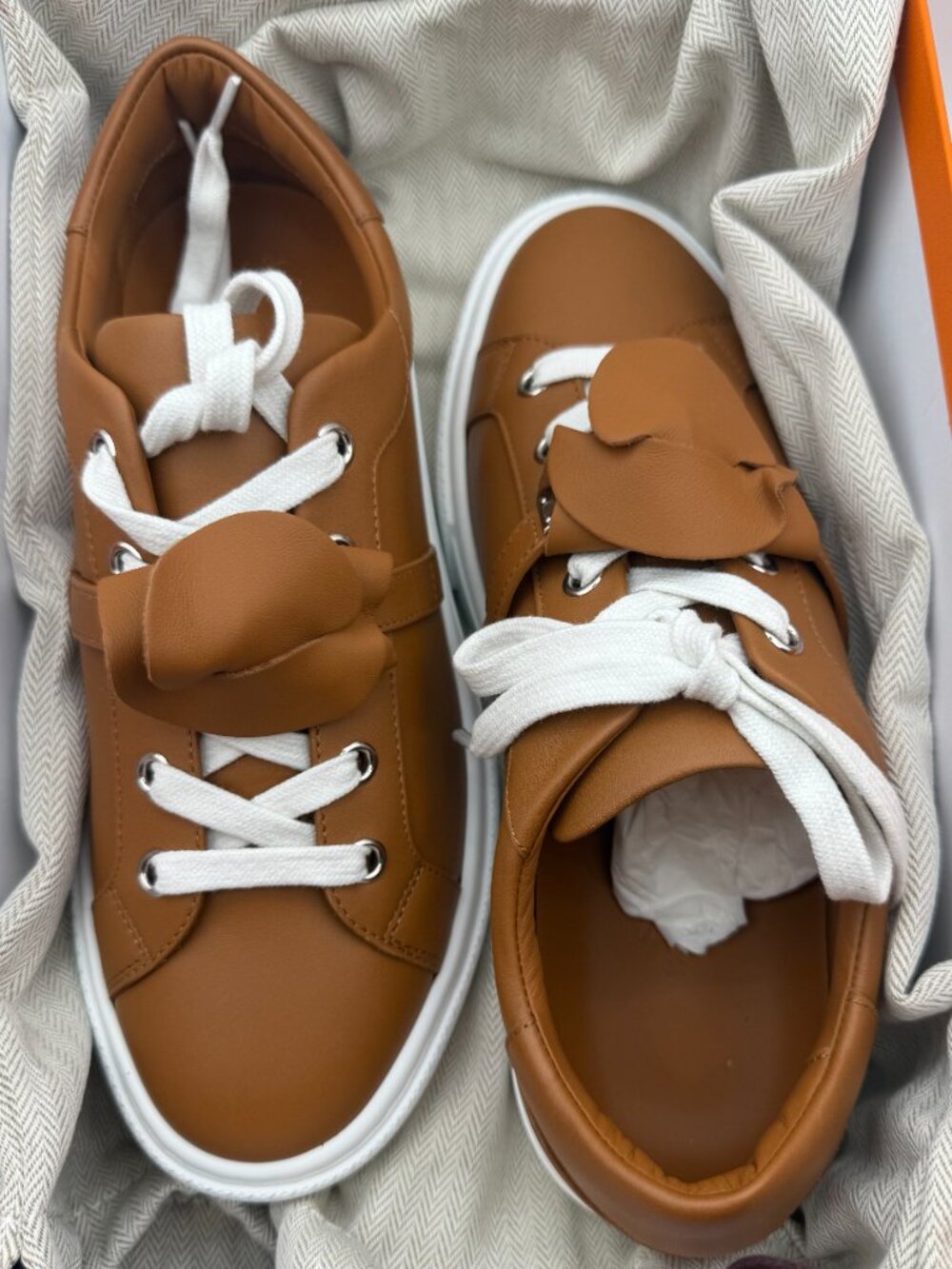 Hermes Day Sneakers Gold 37